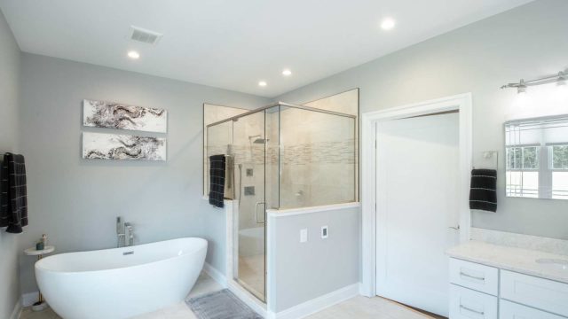 Seaford, VA Single Family Residence, New Construction, 4,400+ Square Feet, 3-Car Attached Garage, bathroom tub and shower